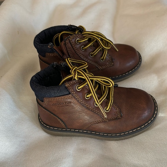 🍁London Fog collection boys toddle sz8 ankle boots 🥾 - Picture 1 of 7